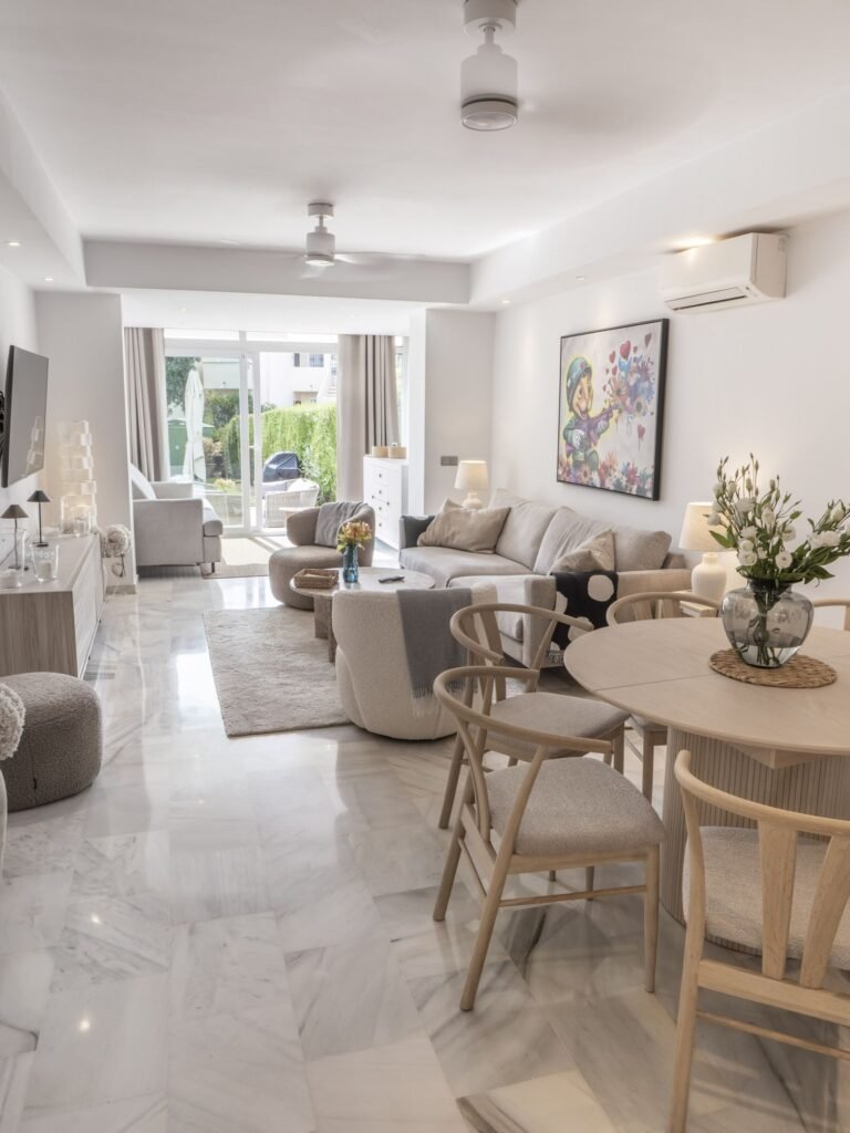 2 Bed Ground Floor Apartment for Sale in Estepona – Renovated & Fully Furnished