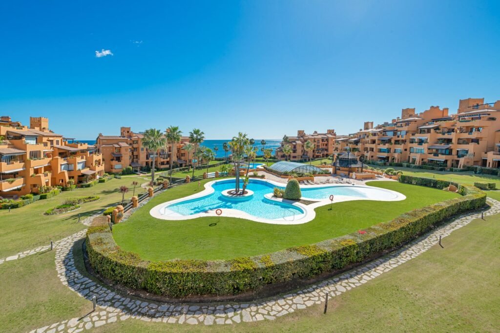 3 Bed Middle Floor Apartment for Sale in Estepona – Renovated Beachfront Home with Sea Views