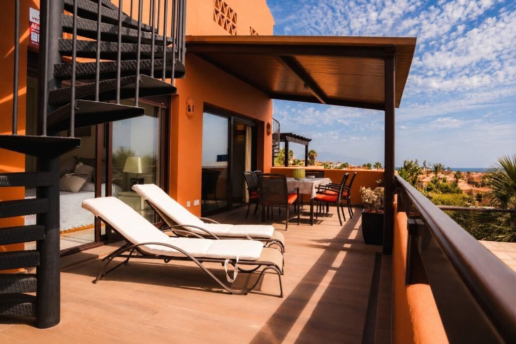 3 Bed Penthouse Duplex for Sale in Estepona – 103 m² Solarium & Sea Views