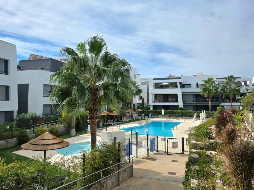 2 Bed Ground Floor Apartment for Sale in Selwo – Private Garden & Resort Facilities