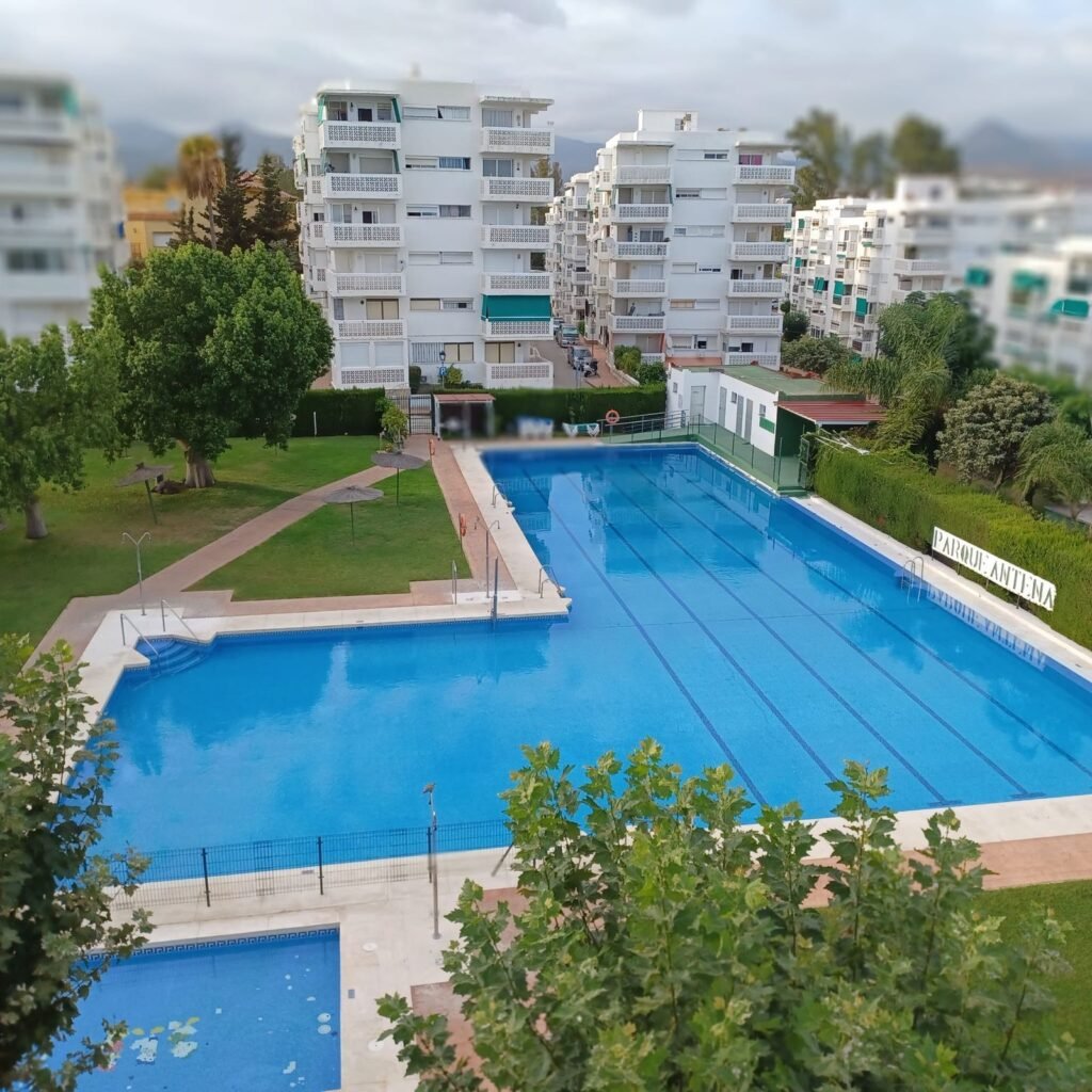 2 Bed Penthouse for Sale in Estepona – Refurbished with South-Facing Terrace