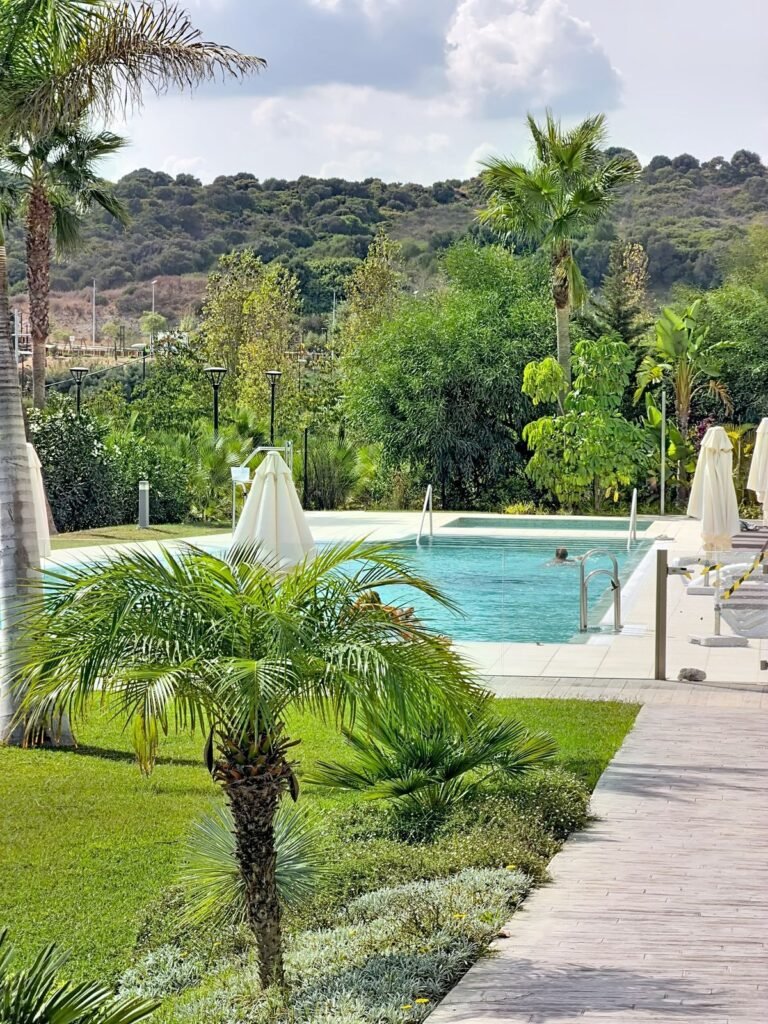 3 Bed Middle Floor Apartment for Sale in Estepona – Corner Home with Sea Views & Terrace