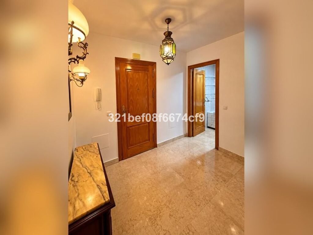 3 Bed Middle Floor Apartment for Sale in Estepona – Central Location & Private Terrace