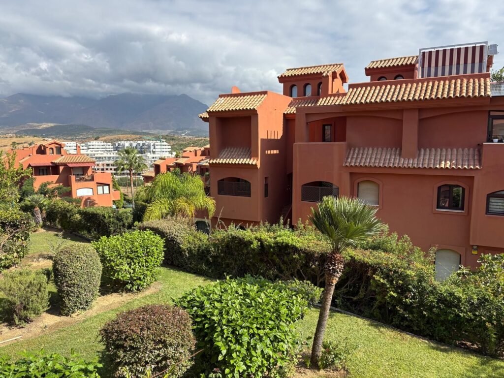 2 Bed Ground Floor Apartment for Sale in Estepona – Triplex with Sea Views