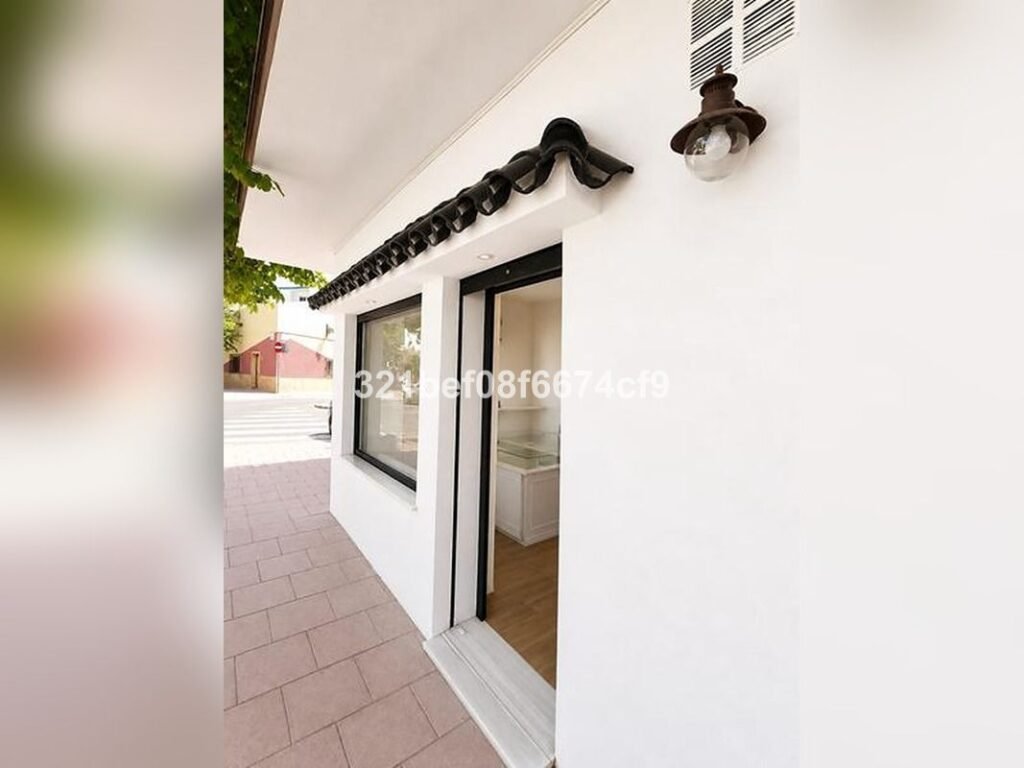Commercial Premises for Sale in Estepona – Ready-to-Use Central Location