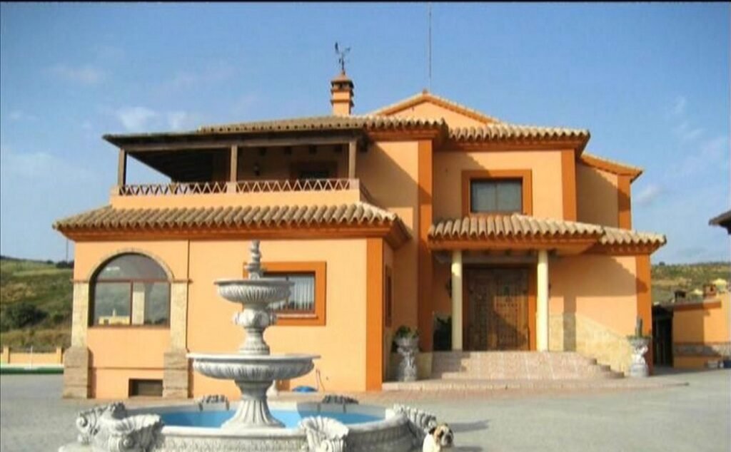 5 Bed Finca – Cortijo for Sale in Estepona – 4,250 m² Estate & Entertainment Suite