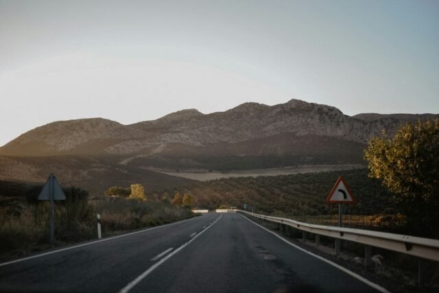 Estepona Town Hall Launches New Asphalt Plan for Over €6.3 Million to Improve 74 Streets